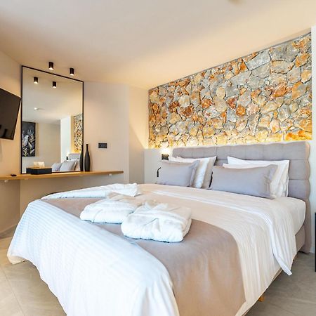 Pathos Seaside Suites Фалираки Номер фото