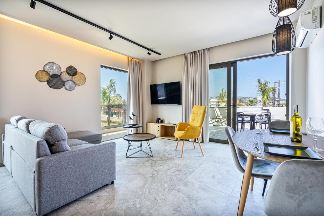 Pathos Seaside Suites Фалираки Экстерьер фото