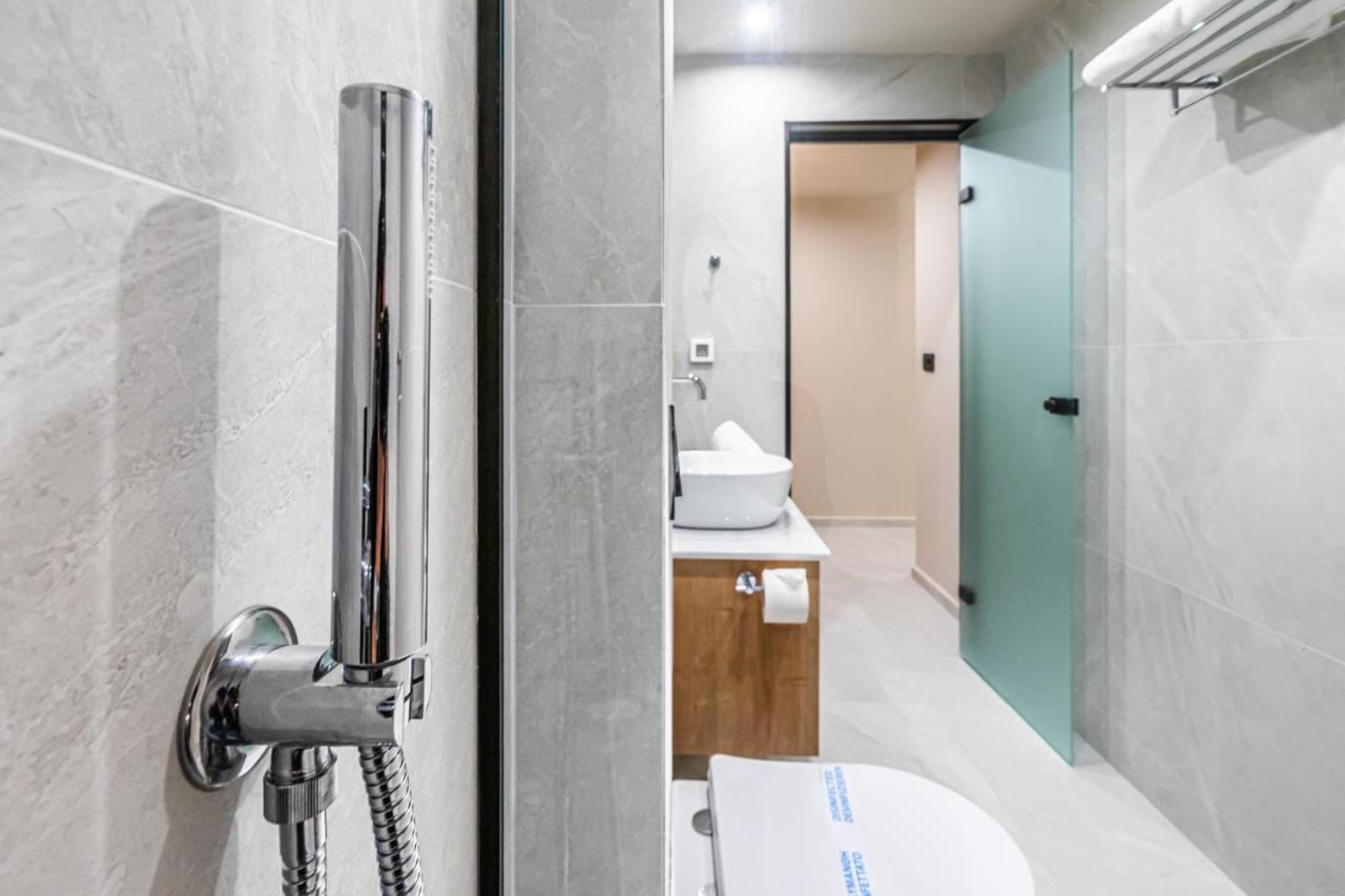 Pathos Seaside Suites Фалираки Экстерьер фото