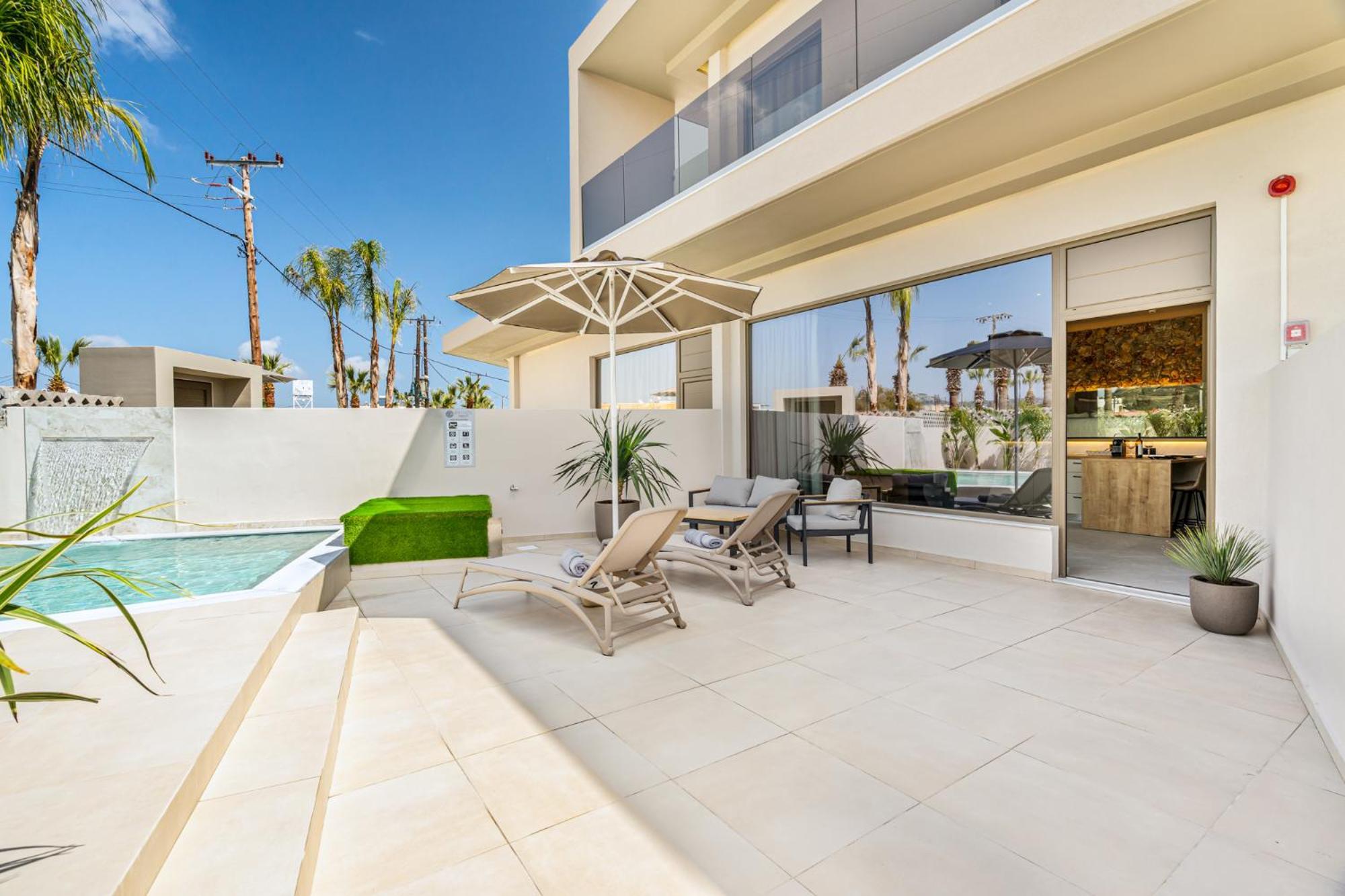 Pathos Seaside Suites Фалираки Номер фото